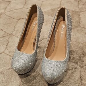 Silver Glitter High Heels with Stiletto